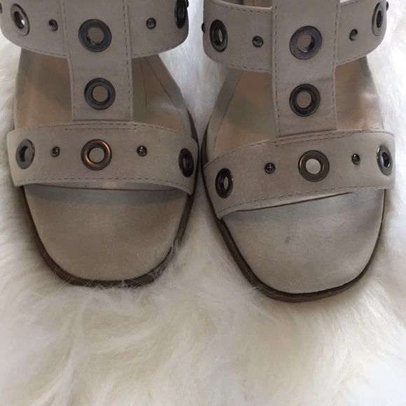 Simply Vera Vera Wang Gladiator Style Heel - Picture 10 of 13